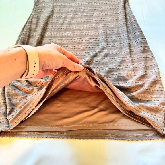 Express Taupe Sequins Mini Dress With 3/4 Sleeves Y2K 2000s Women's Size Small - Picture 4 of 8